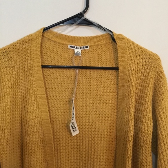 Long Mustard Sweater Size Medium - Picture 2 of 6
